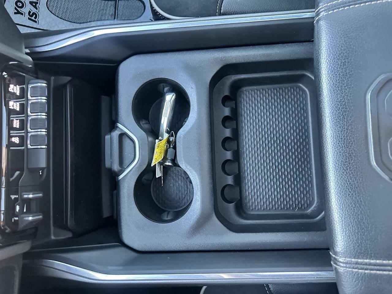 RAM 1500 Laramie Crew Cab SWB 4WD 2021