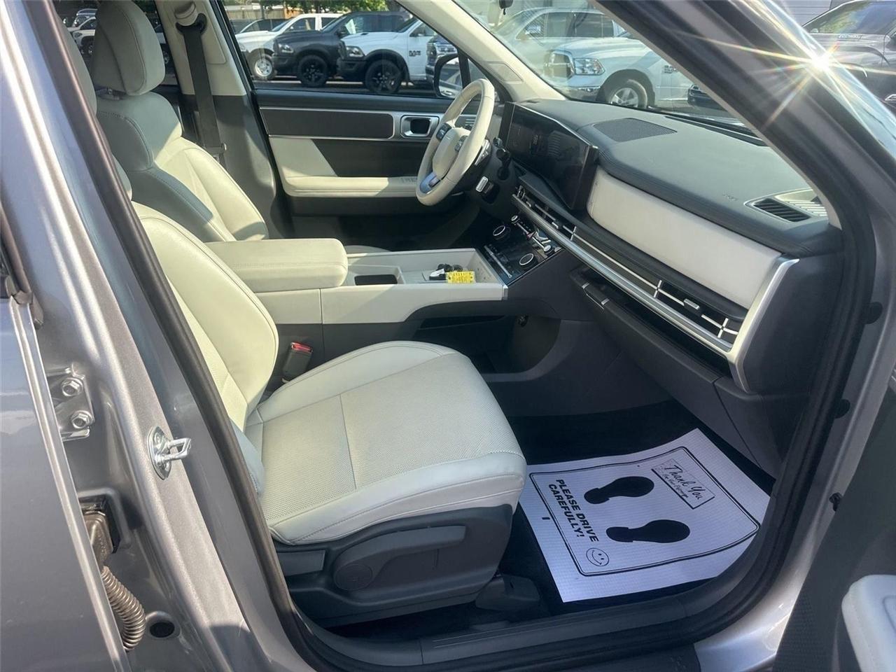 Hyundai Santa Fe SEL AWD 2025