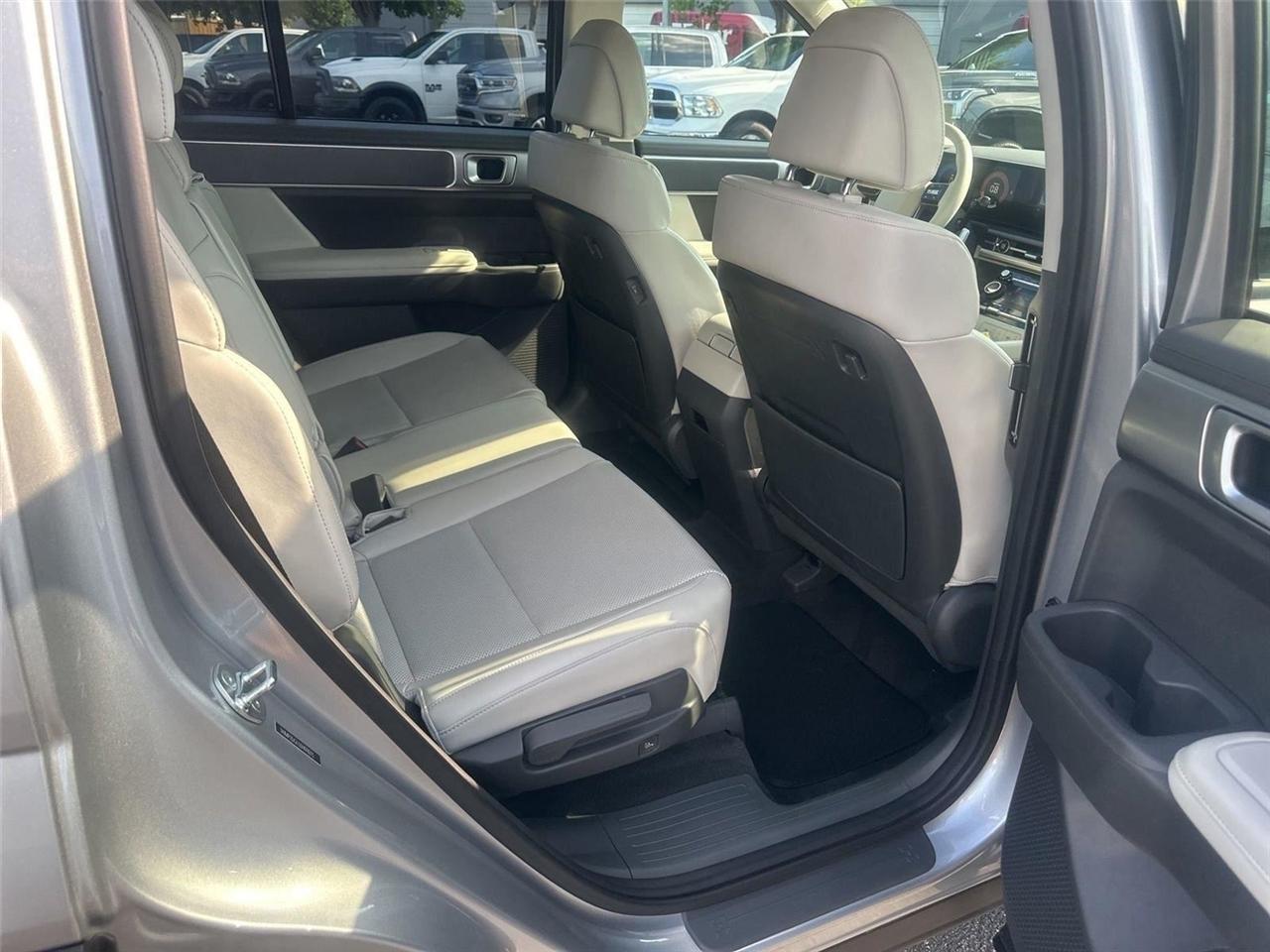 Hyundai Santa Fe SEL AWD 2025