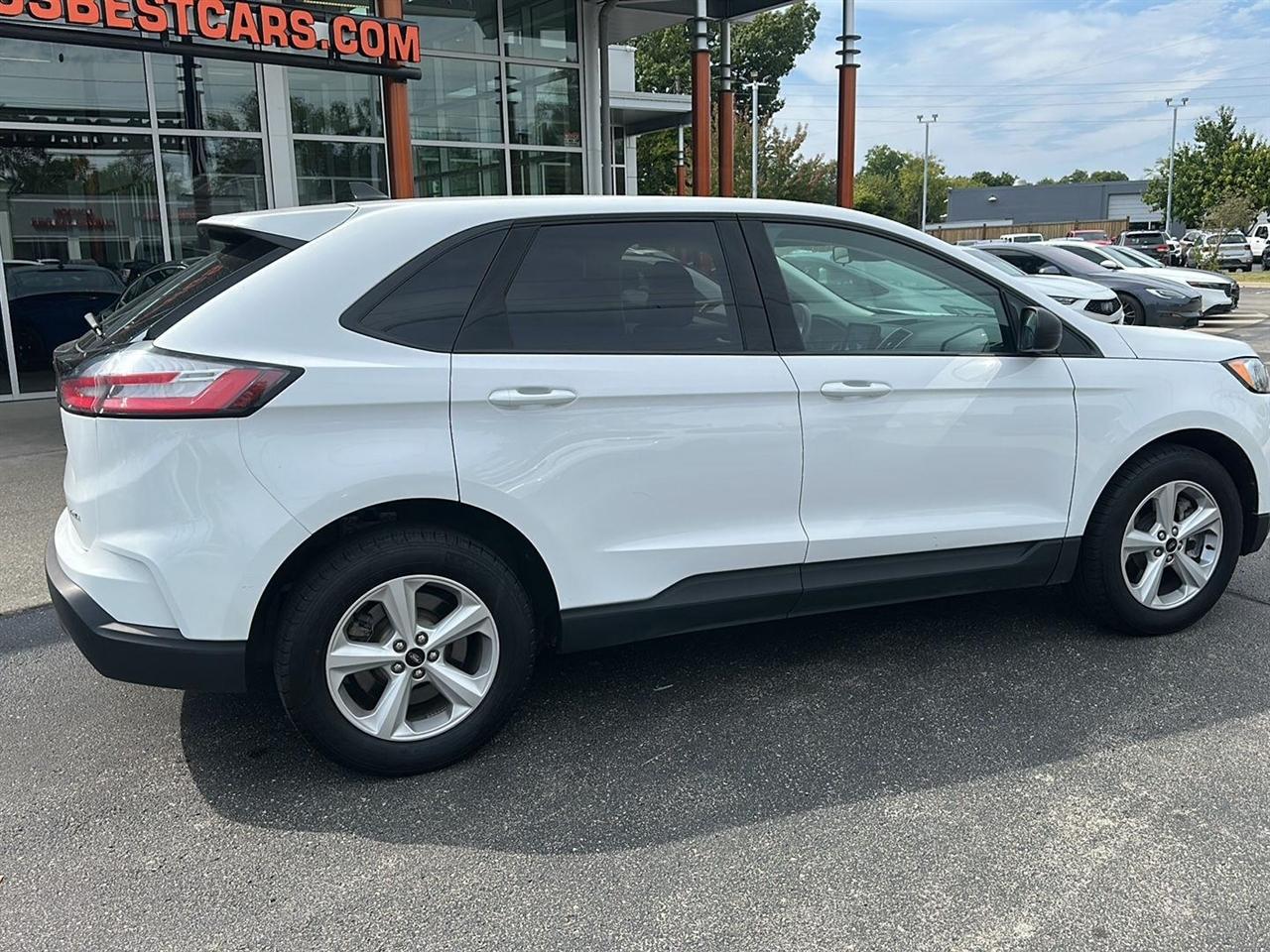 Ford Edge SE 2024