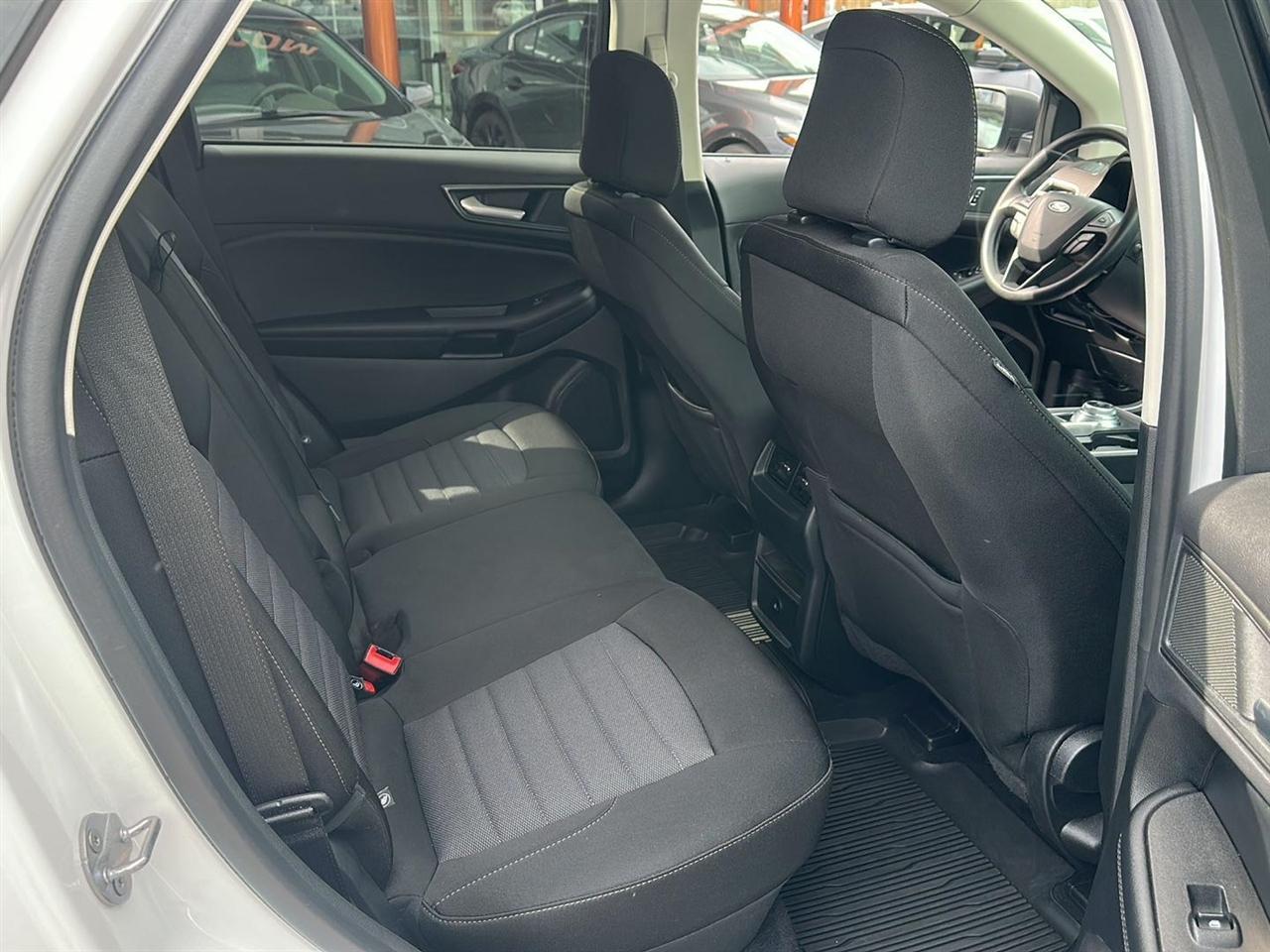 Ford Edge SE 2024