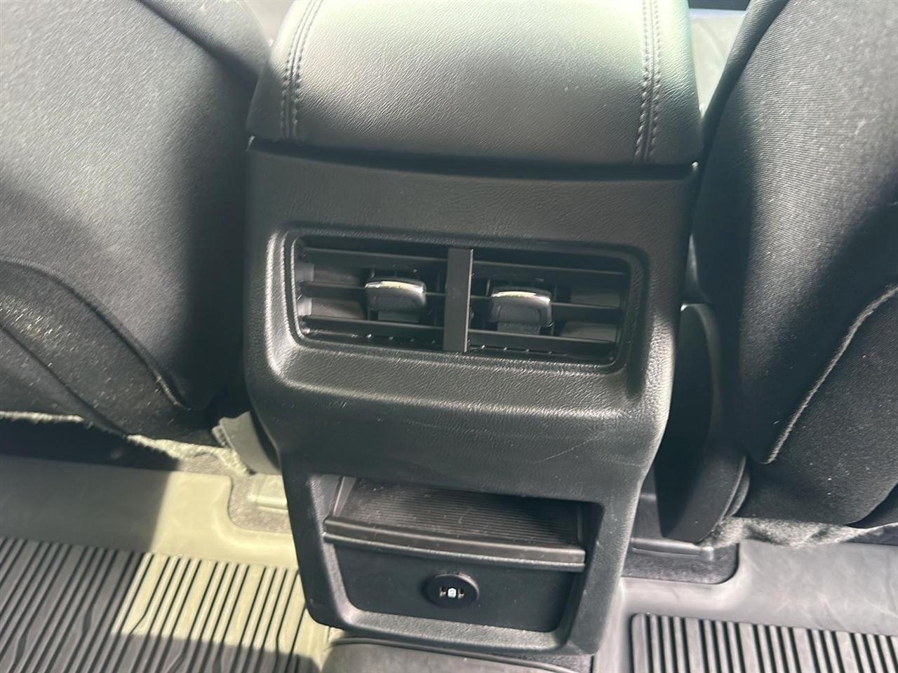 Ford Edge SE 2024