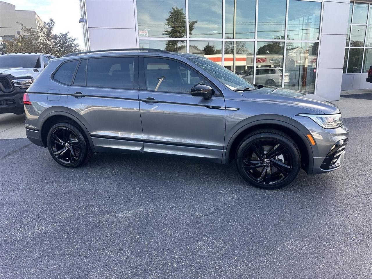 Volkswagen Tiguan SE R-Line Black 4MOTION 2024