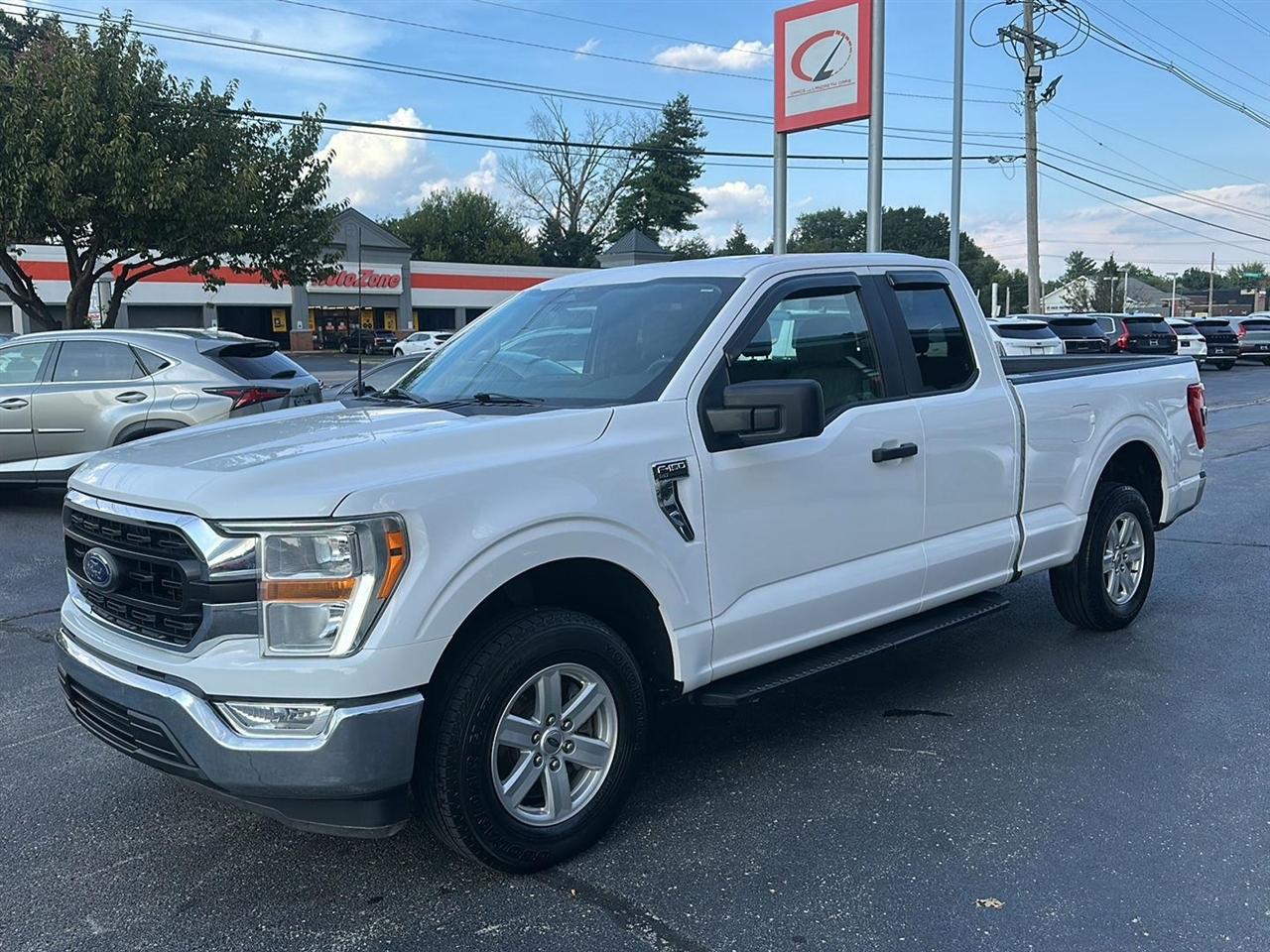 Ford F-150 XLT SuperCab 8-ft. 2WD 2022