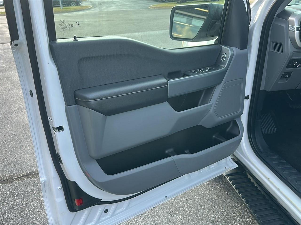 Ford F-150 XLT SuperCab 8-ft. 2WD 2022
