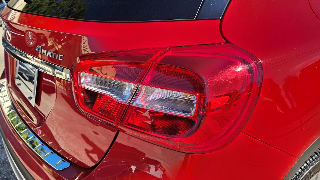 Mercedes-Benz GLA  2017
