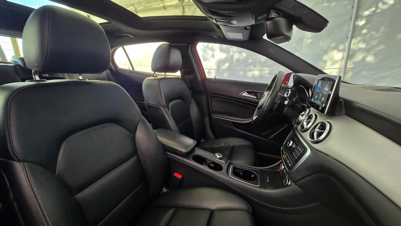 Mercedes-Benz GLA-Class photo 55