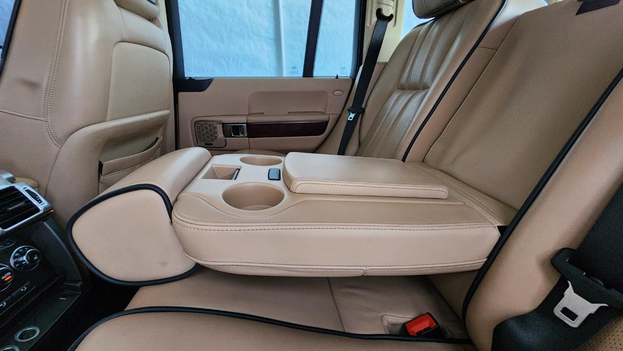 Land Rover Range Rover 4WD 4dr HSE LUX 2012