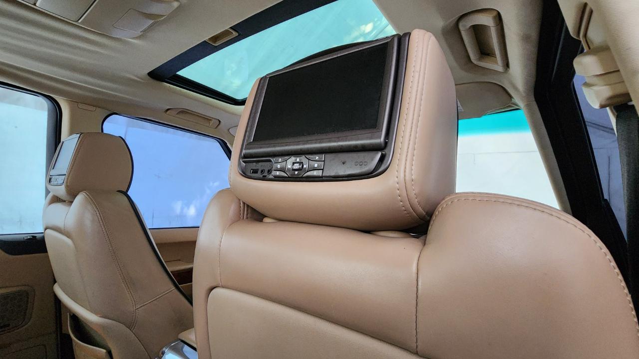 Land Rover Range Rover 4WD 4dr HSE LUX 2012