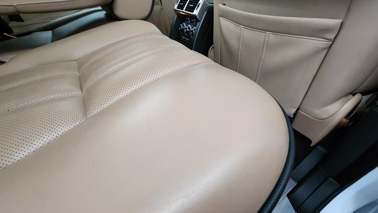 Land Rover Range Rover 4WD 4dr HSE LUX 2012