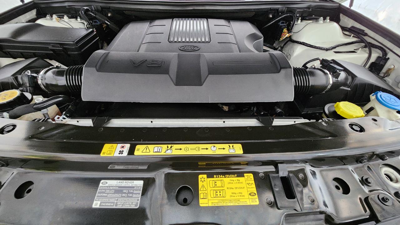 Land Rover Range Rover 4WD 4dr HSE LUX 2012