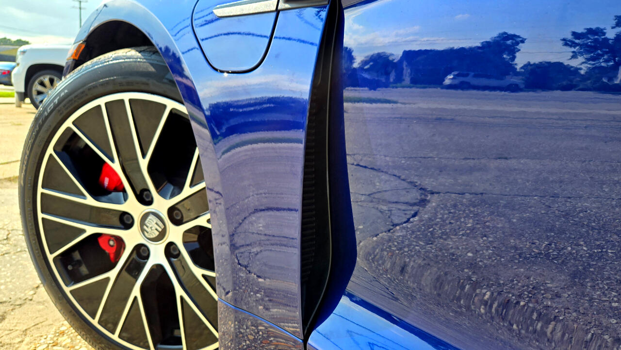 2021 Porsche Taycan 4S photo 9