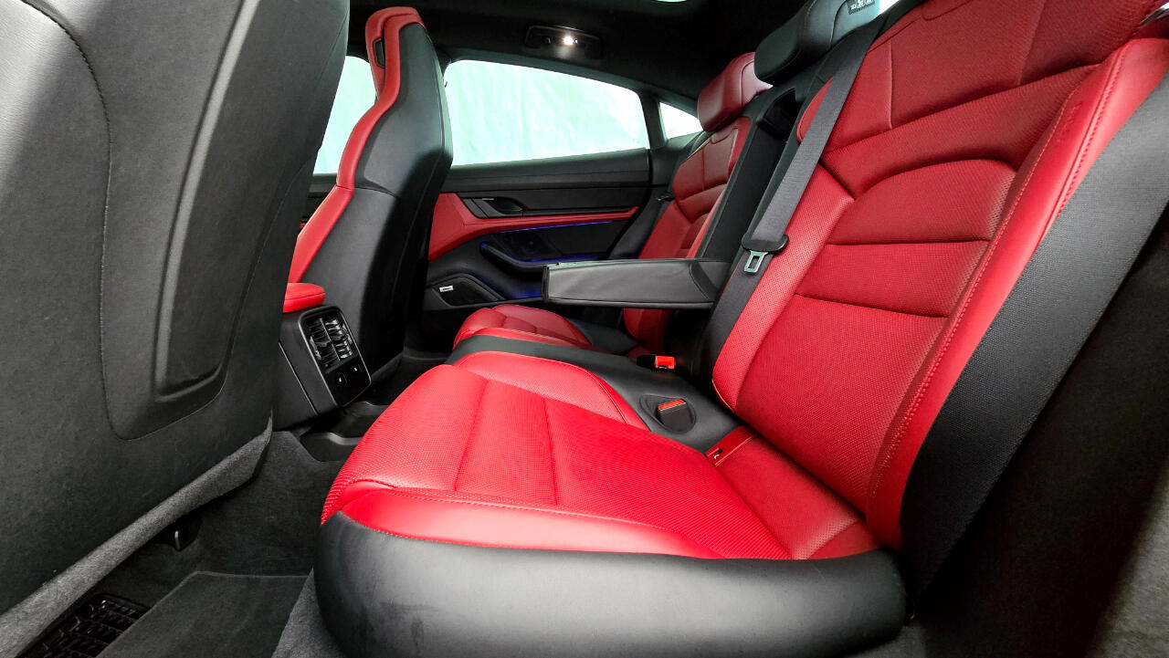 2021 Porsche Taycan 4S photo 46