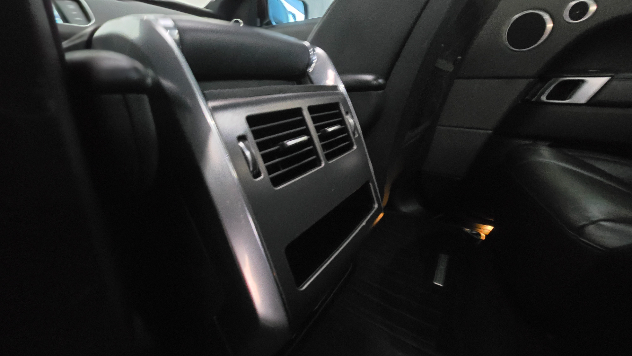 2014 Land Rover Range Rover Sport HSE photo 29