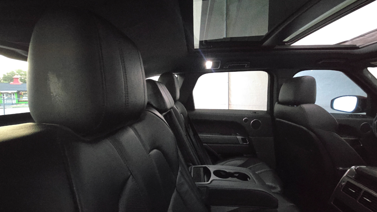 2014 Land Rover Range Rover Sport HSE photo 36