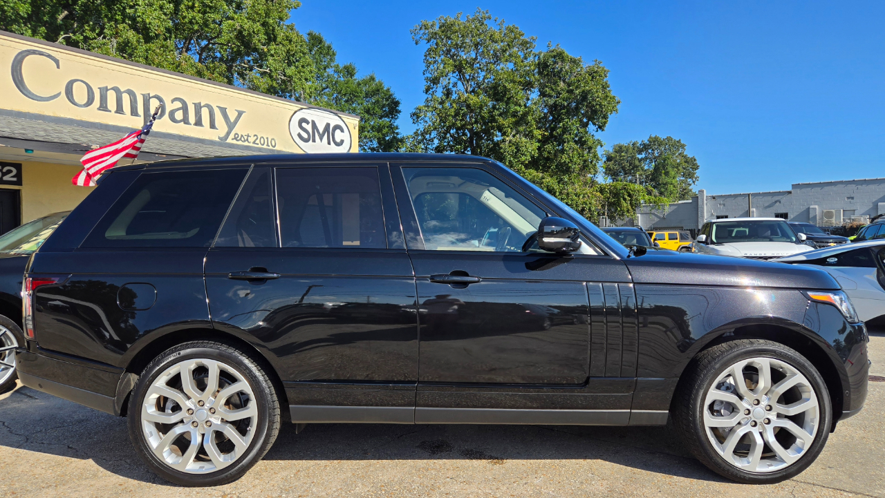 2016 Land Rover Range Rover HSE photo 17