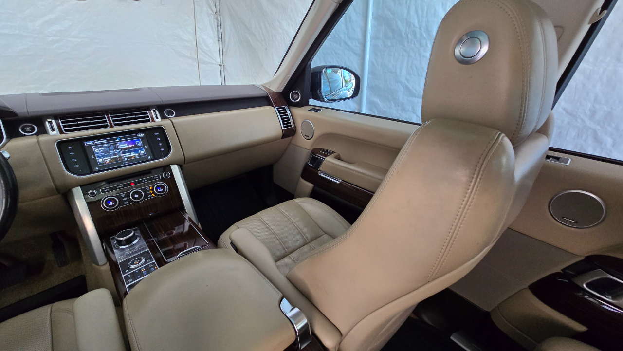 2016 Land Rover Range Rover HSE photo 48