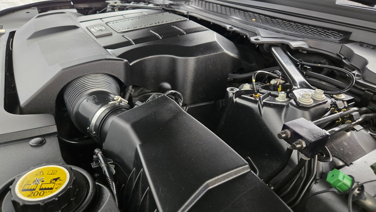 2016 Land Rover Range Rover HSE photo 61