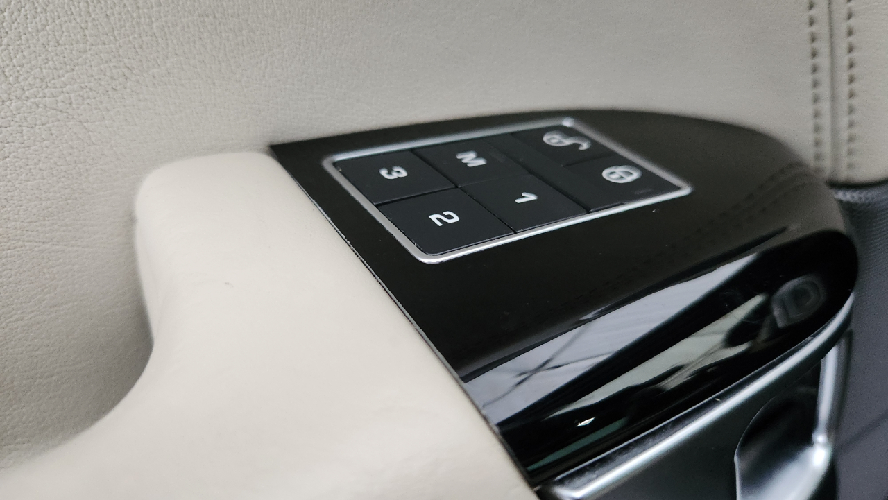 Land Rover Range Rover Sport 4WD 4dr V6 Diesel HSE 2016 Land Rover Range Rover Sport 4WD 4dr V6 Diesel HSE 2016