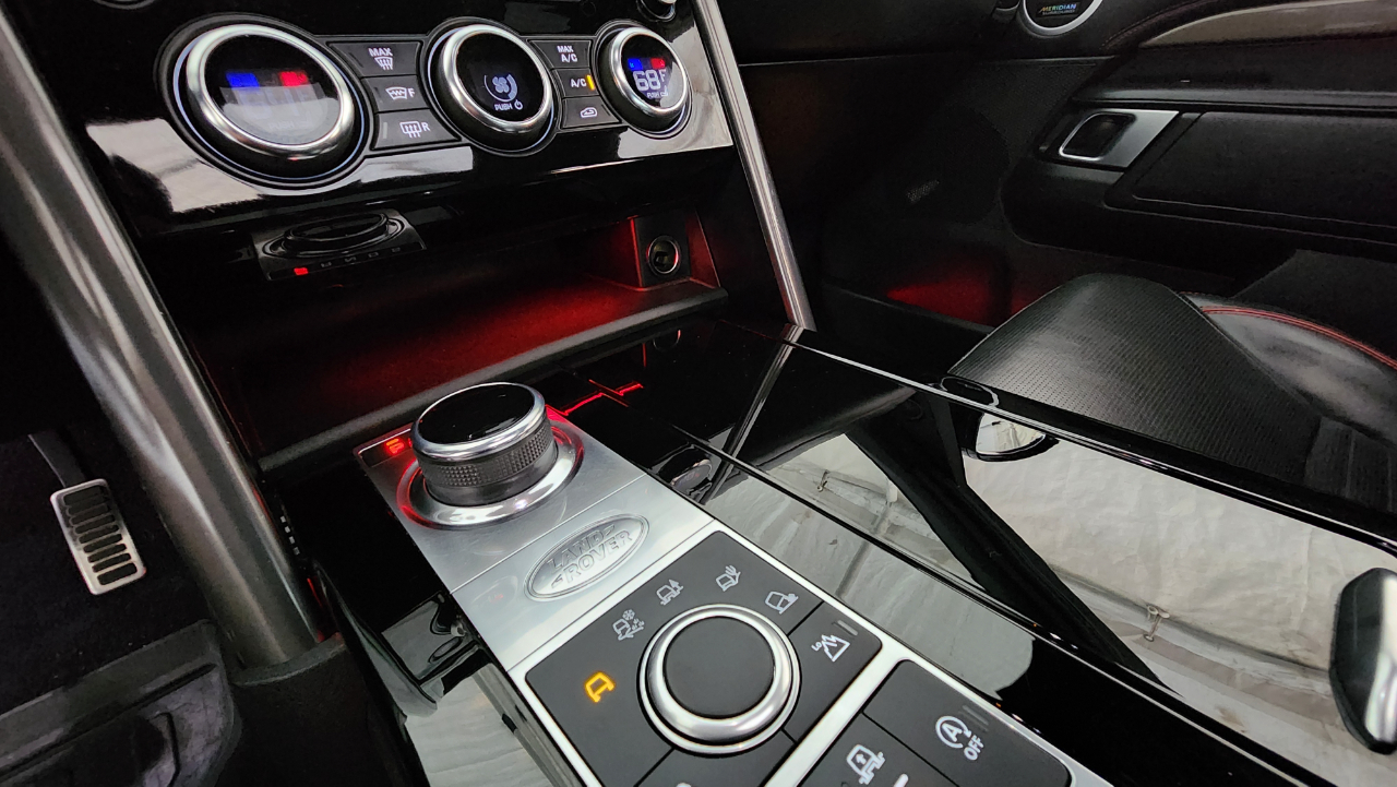 Land Rover Discovery HSE Luxury V6 Supercharged 2020