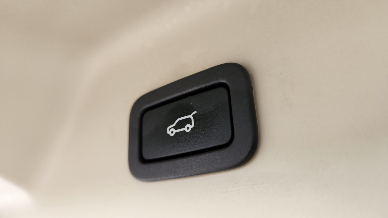 Land Rover Range Rover V8 Supercharged Autobiography SWB 2017