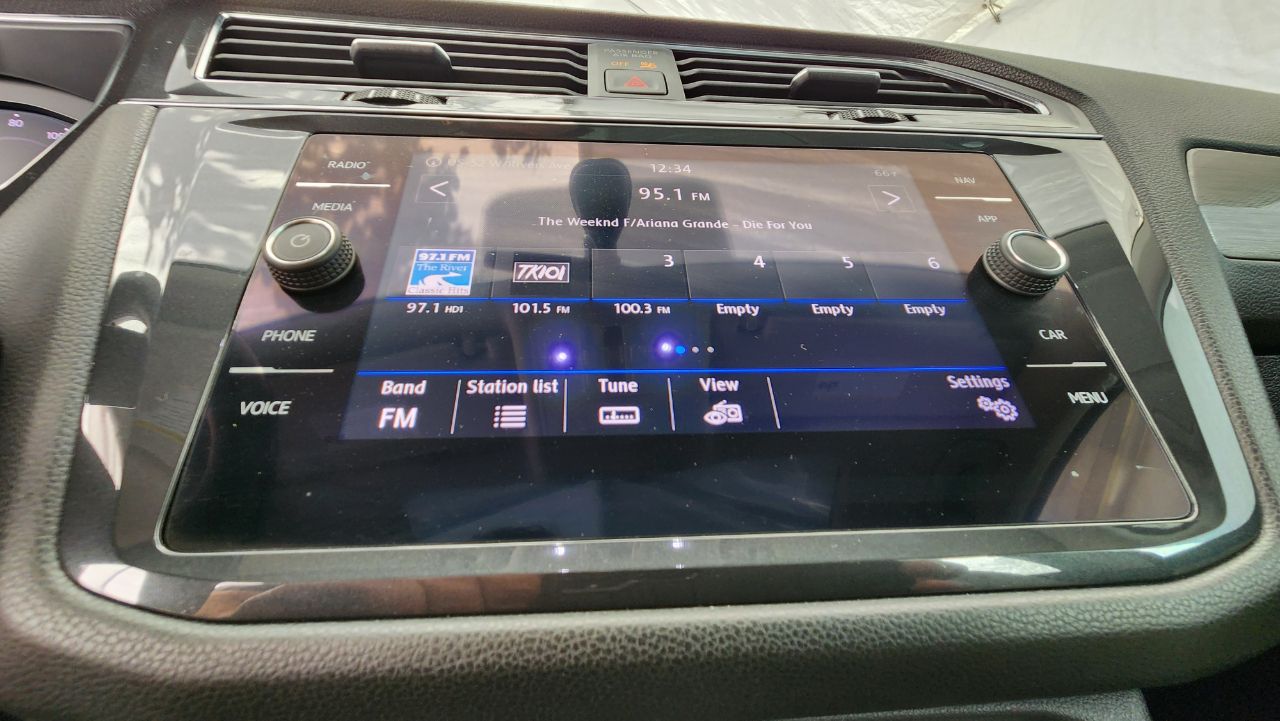 Volkswagen Tiguan SEL 2019