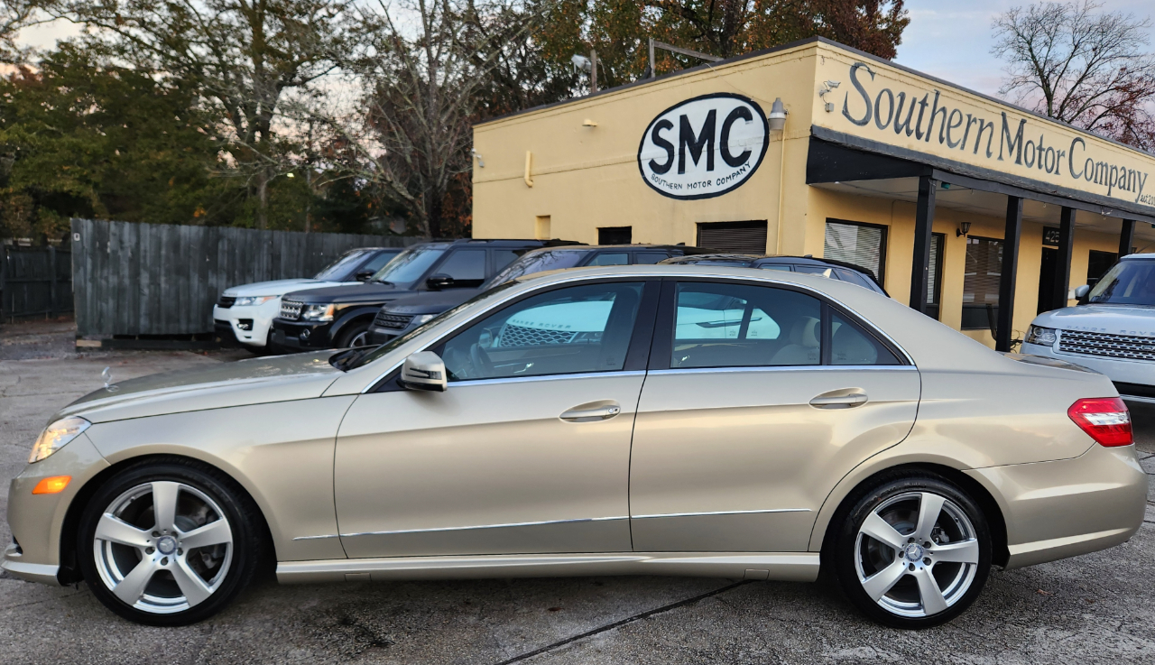 Mercedes-Benz E-Class  2010