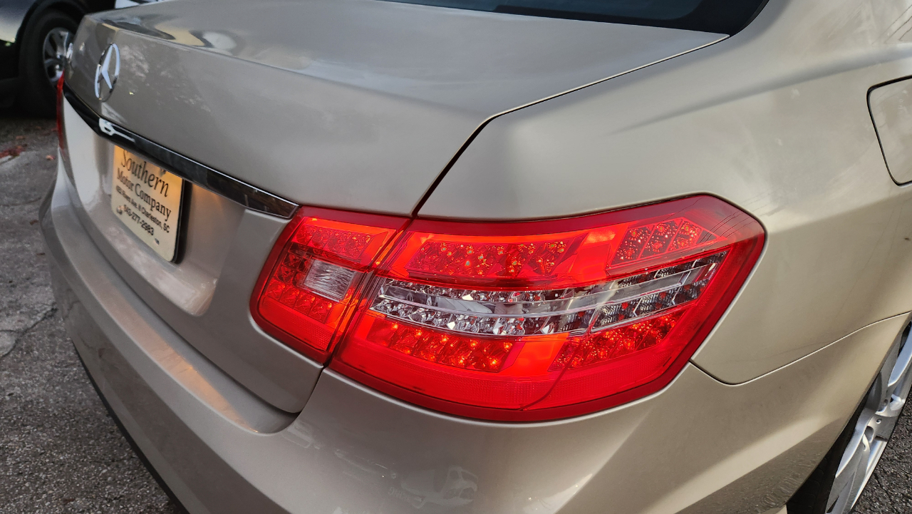 Mercedes-Benz E-Class  2010