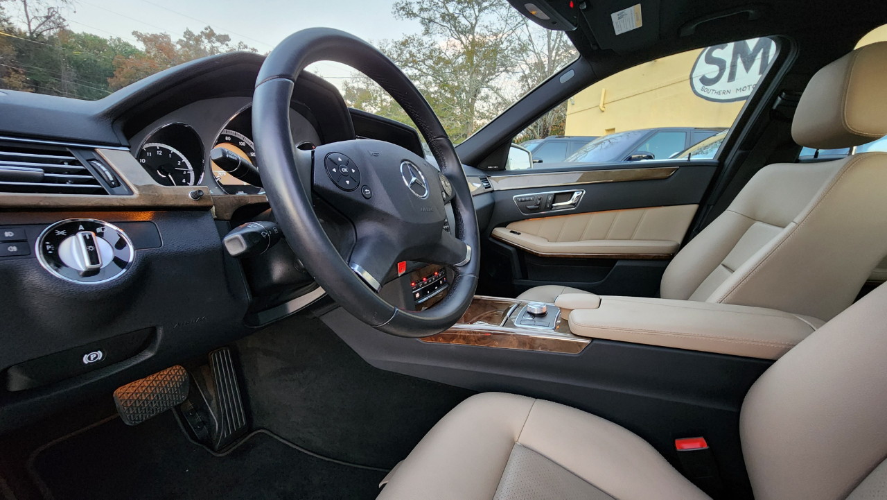 Mercedes-Benz E-Class  2010