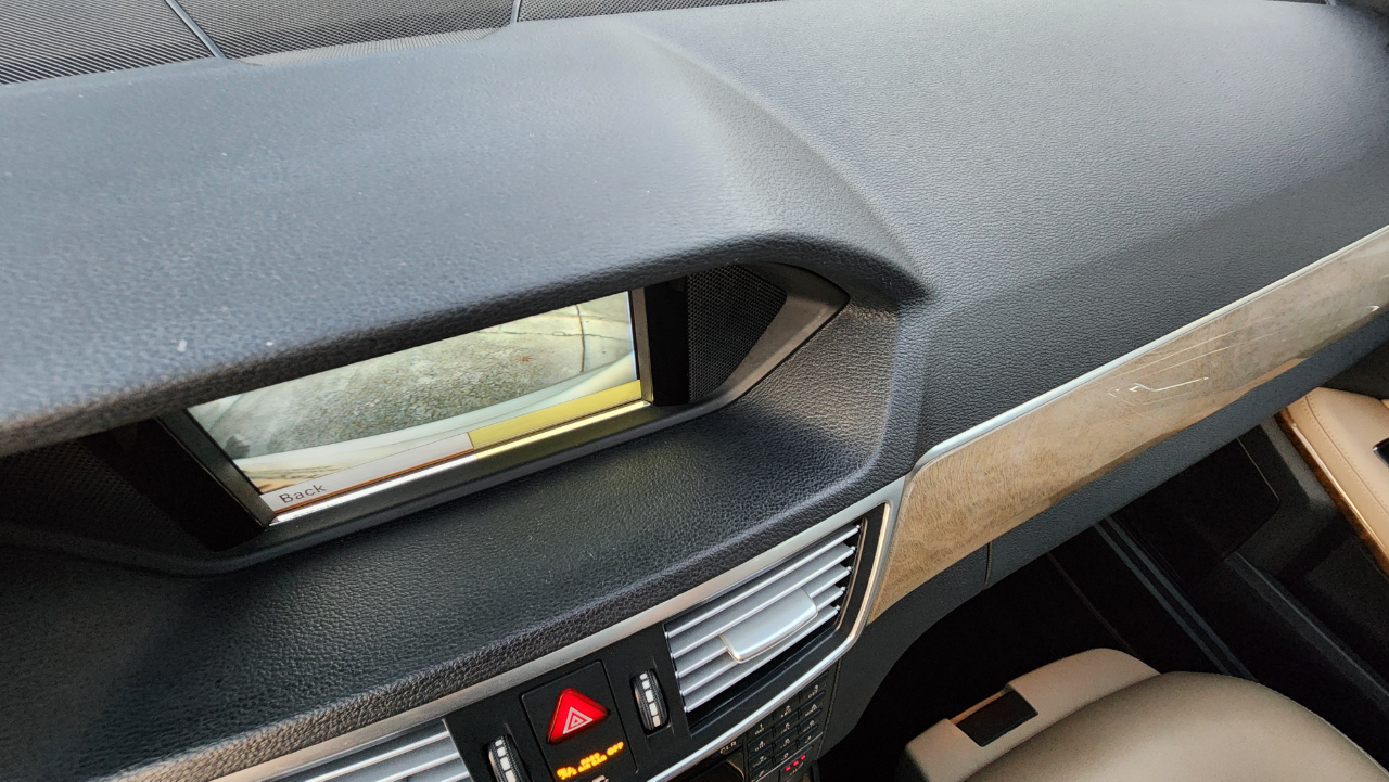 Mercedes-Benz E-Class  2010