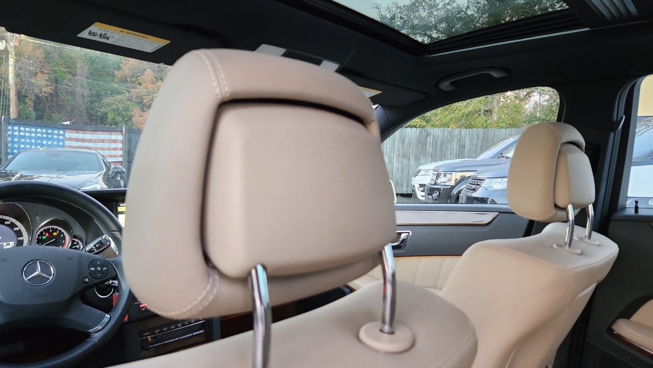 Mercedes-Benz E-Class  2010