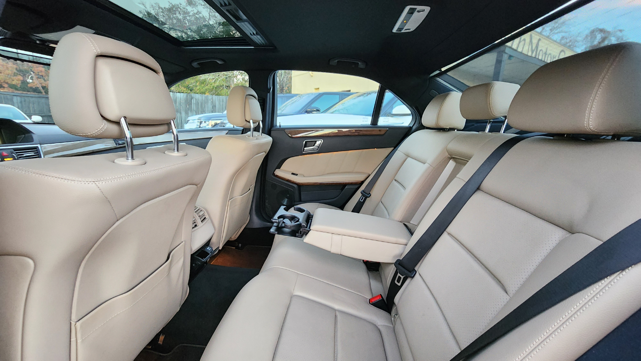 Mercedes-Benz E-Class  2010