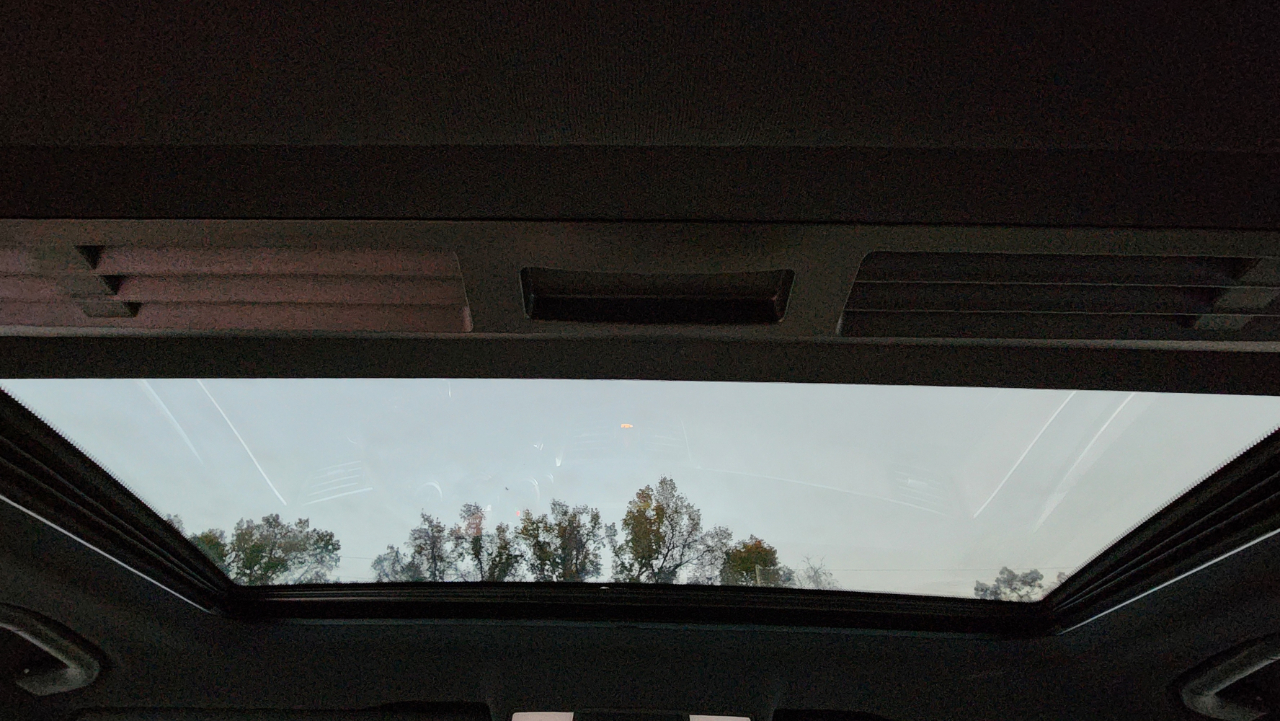 Mercedes-Benz E-Class  2010