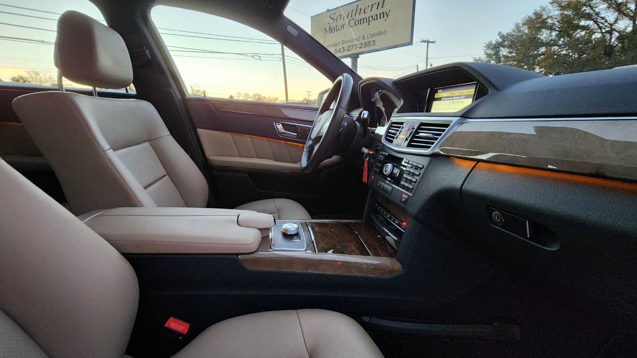 Mercedes-Benz E-Class  2010