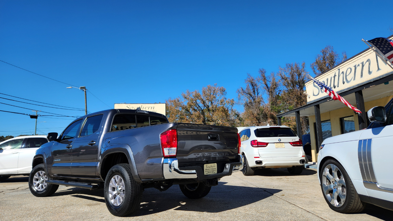 Toyota Tacoma SR5 Double Cab V6 2017