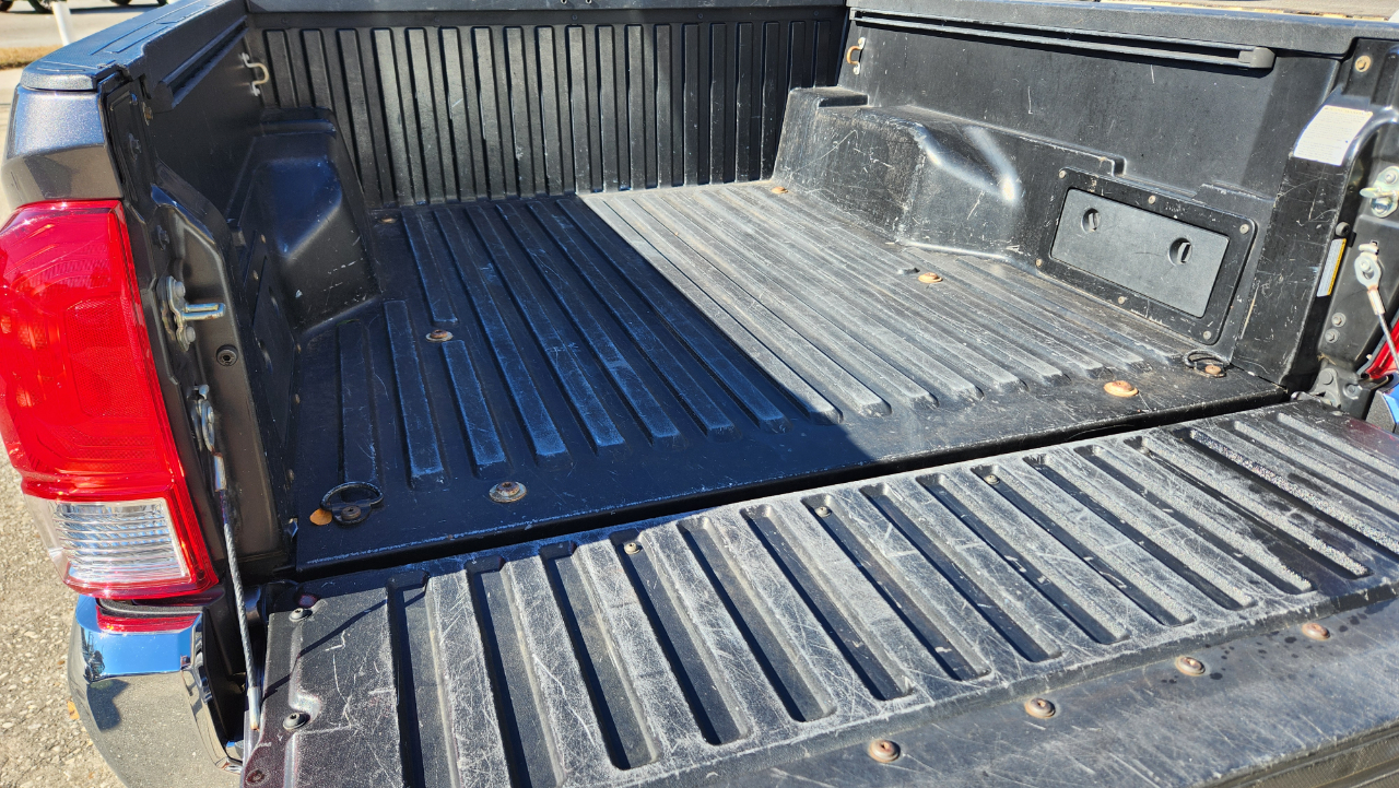 Toyota Tacoma SR5 Double Cab V6 2017