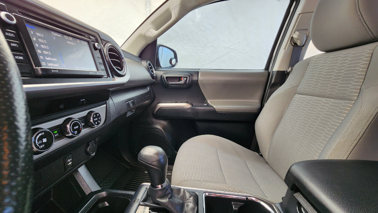 Toyota Tacoma SR5 Double Cab V6 2017