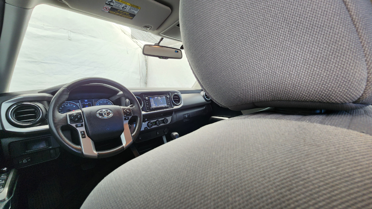 Toyota Tacoma SR5 Double Cab V6 2017