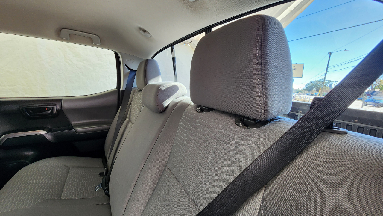 Toyota Tacoma SR5 Double Cab V6 2017