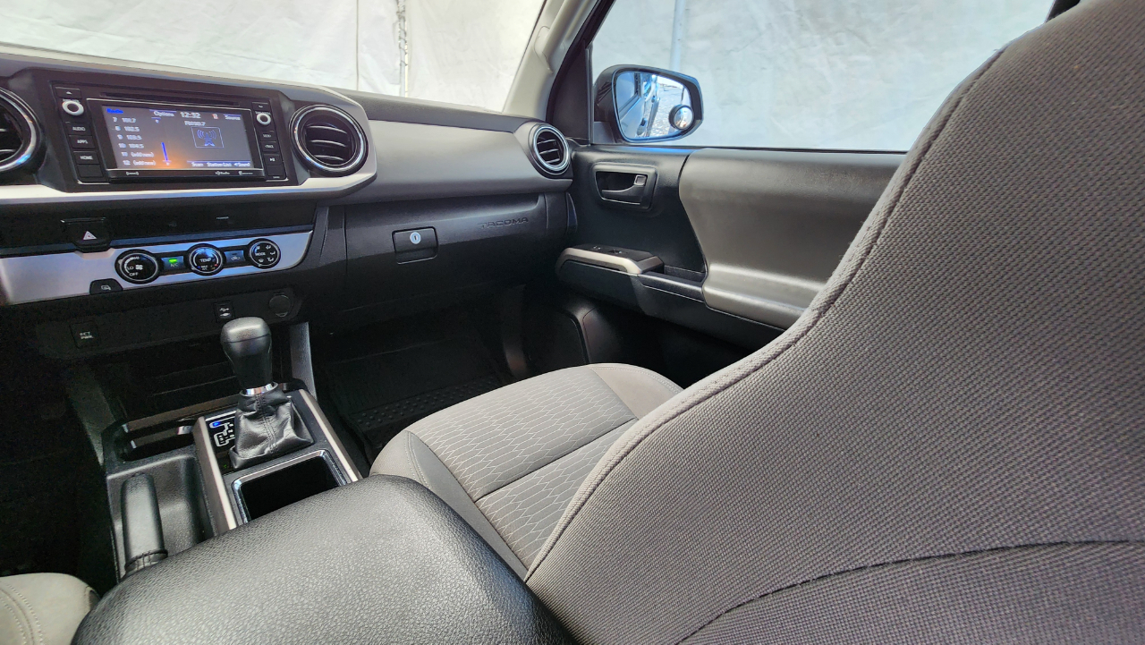 Toyota Tacoma SR5 Double Cab V6 2017