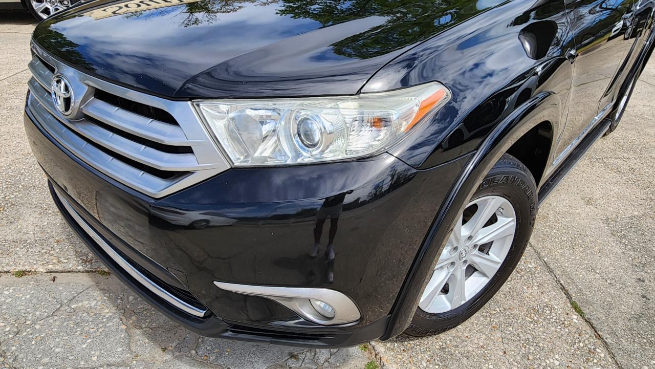 Toyota Highlander SE 2013