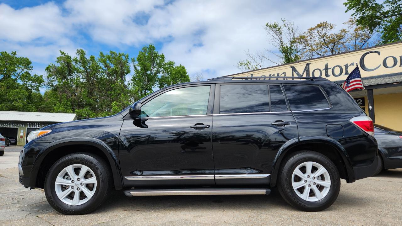 Toyota Highlander SE 2013
