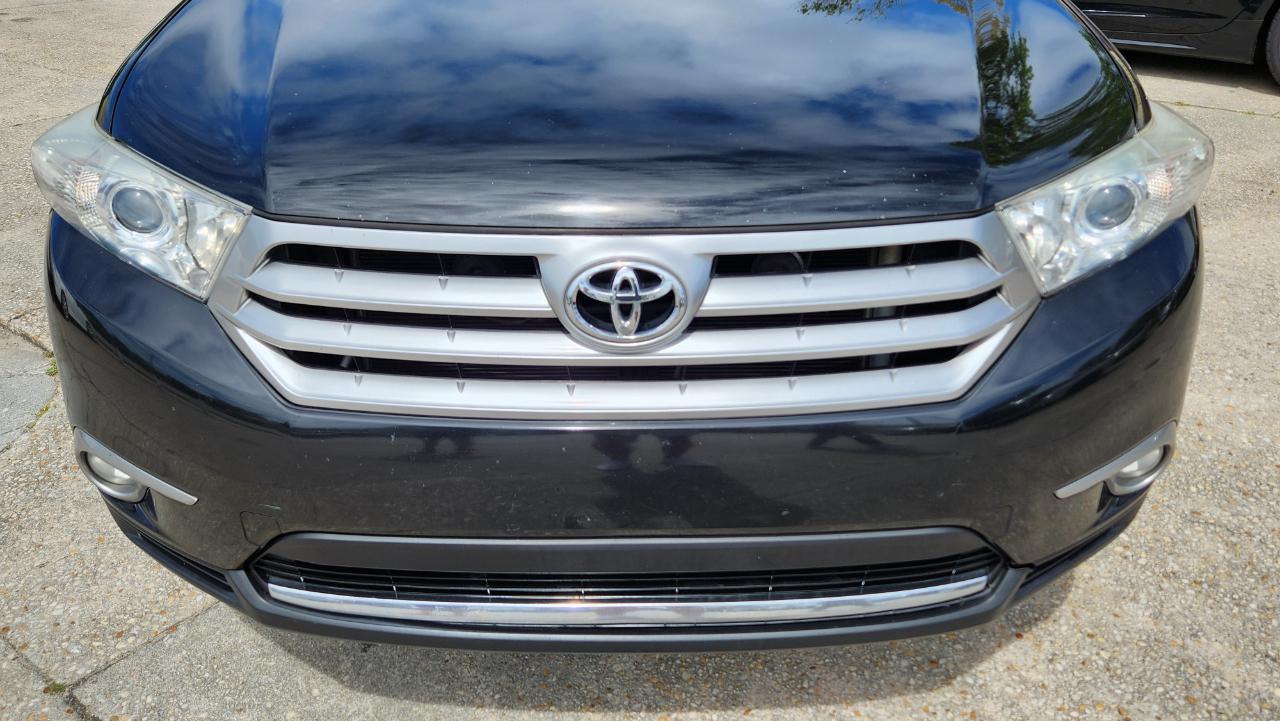 Toyota Highlander SE 2013