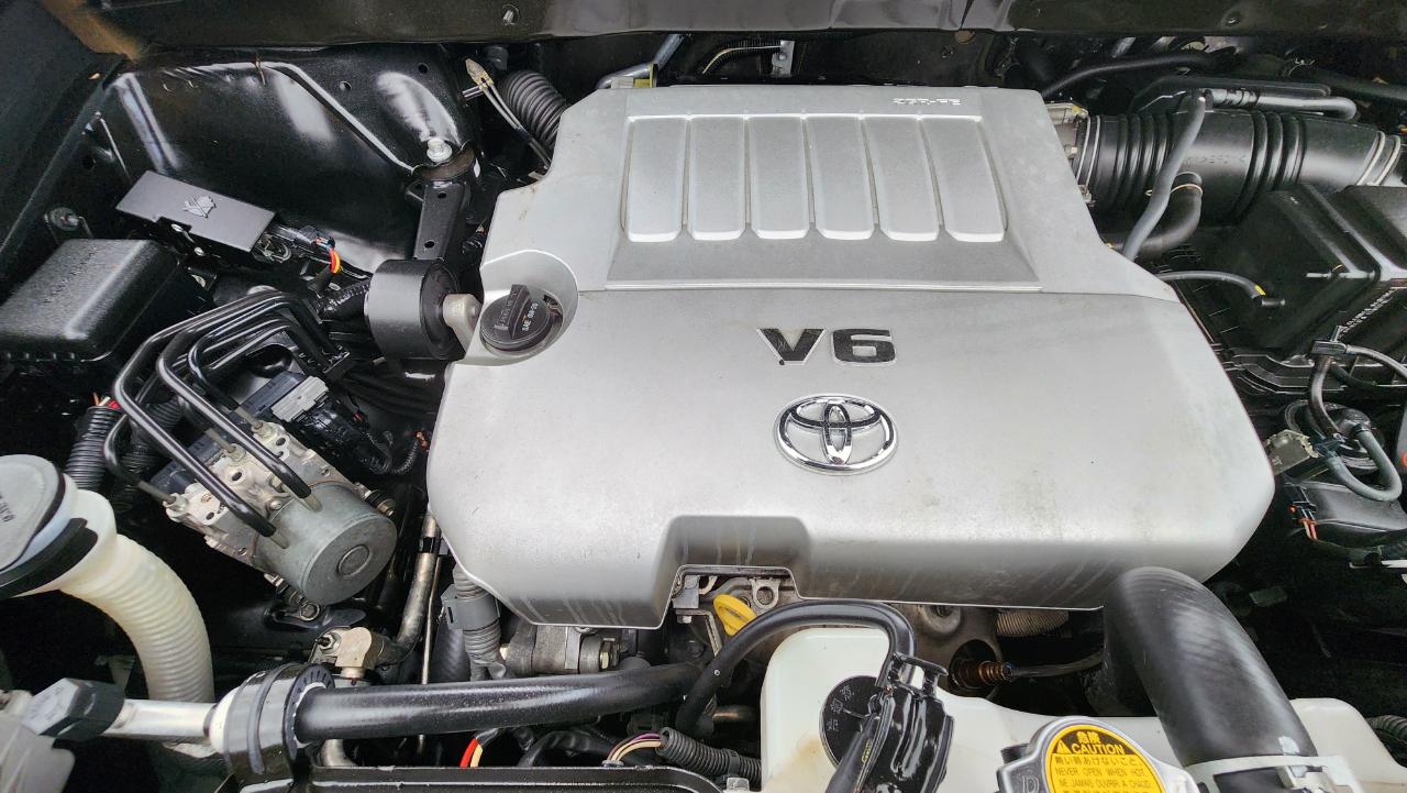 Toyota Highlander SE 2013