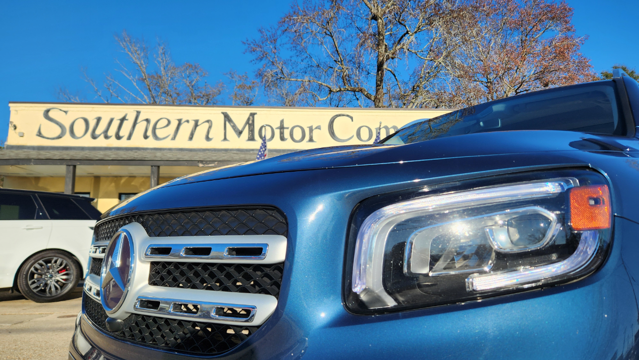 Mercedes-Benz GLB  2021