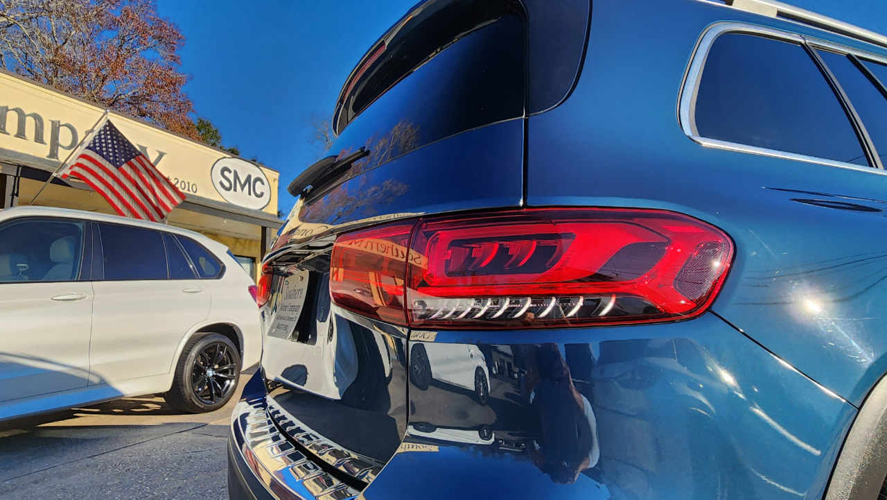 Mercedes-Benz GLB  2021