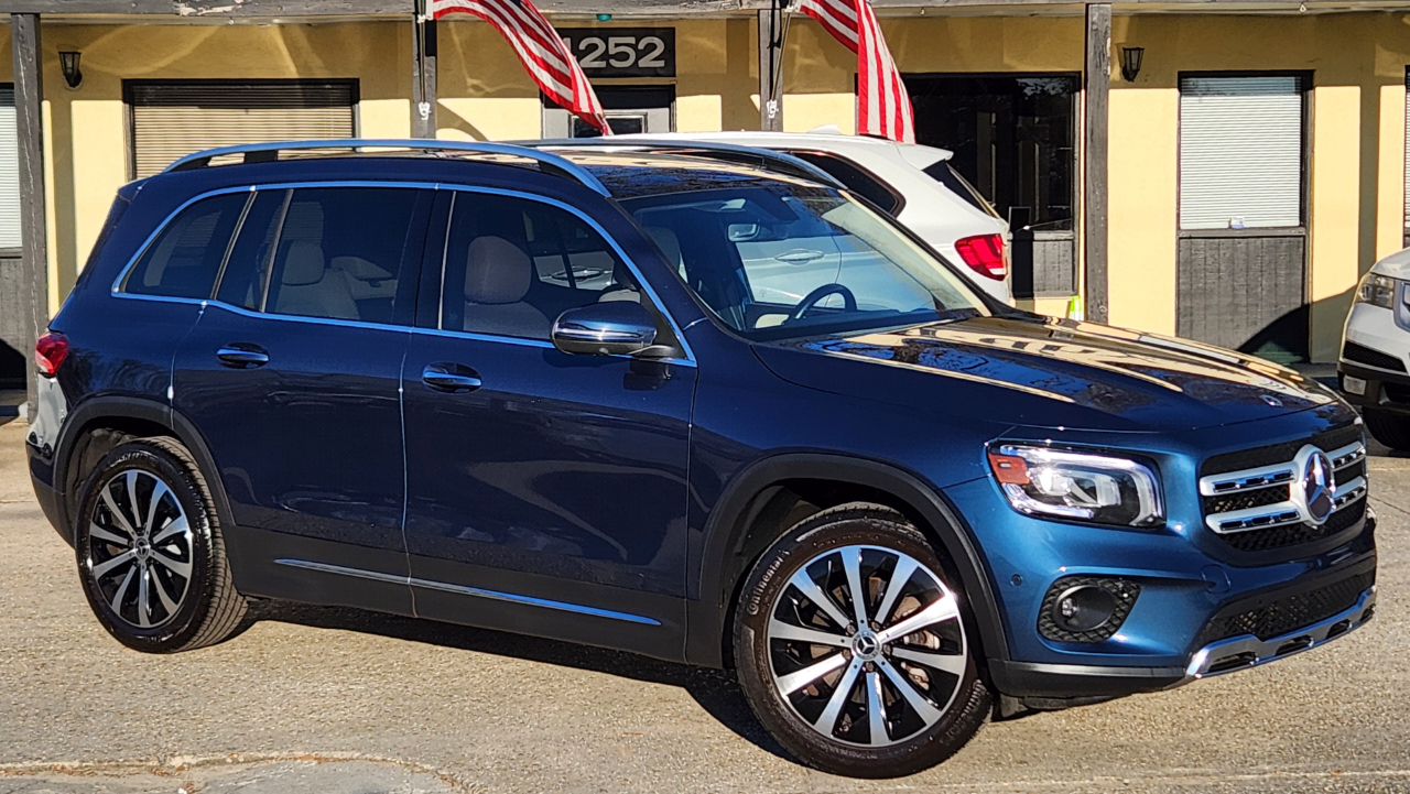 Mercedes-Benz GLB  2021