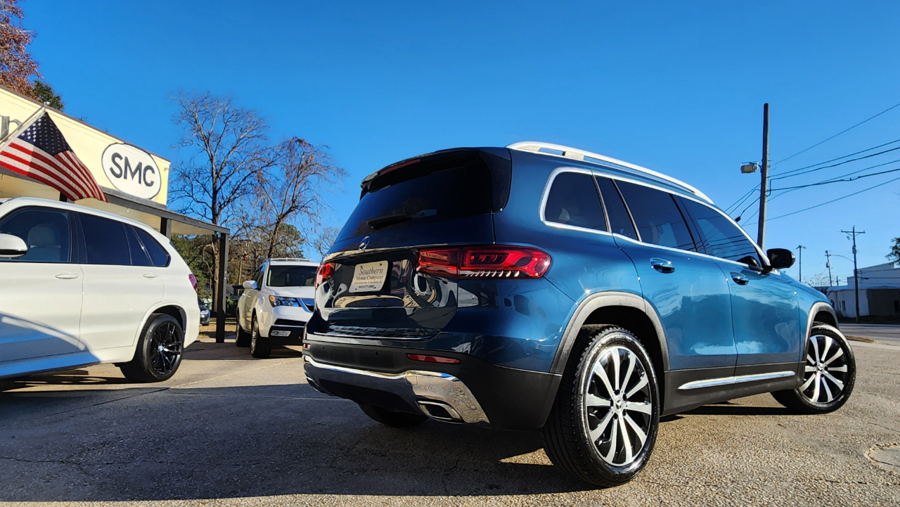 Mercedes-Benz GLB  2021