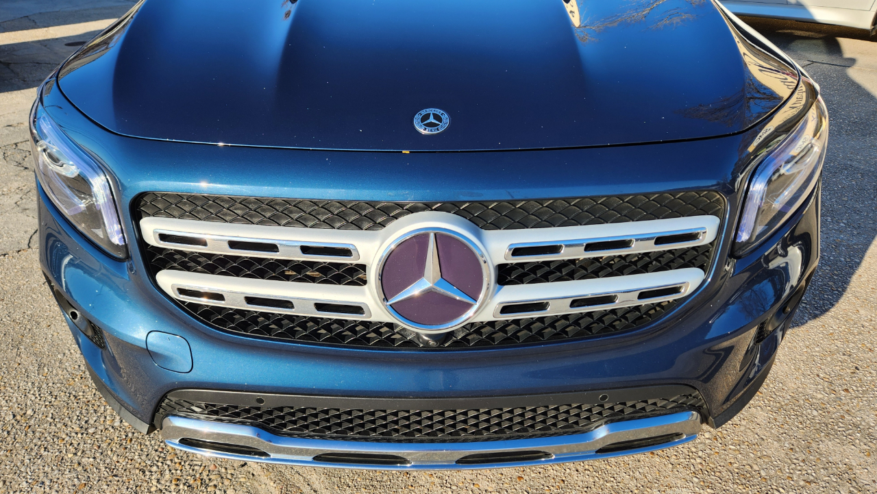 Mercedes-Benz GLB  2021