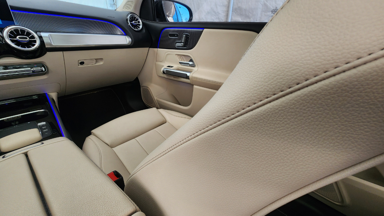 Mercedes-Benz GLB  2021